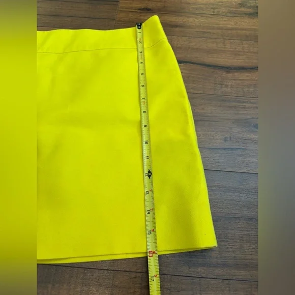 J.Crew Neon Yellow Mini Skirt Bright A-Line Summer Skirt Size 2 - Picture 4 of 5